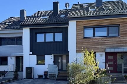 Haus Burgdorf - 4 Zimmer, 145 m&sup2;, 2.100&euro; | Angebot:26424490