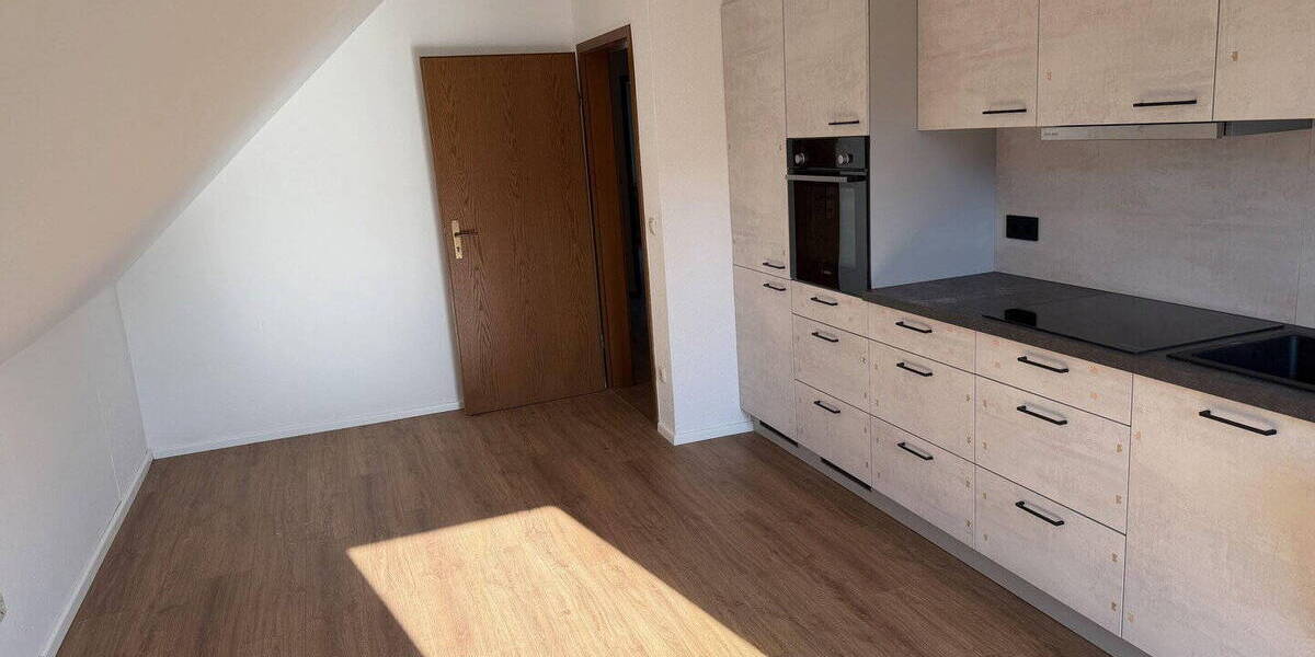 Etagenwohnung Garbsen Garbsen-Mitte - 3 Zimmer, 90 m&sup2;, 1.000&euro; | Angebot:26527573
