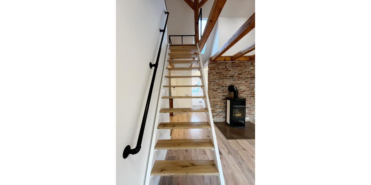 Dachgeschoßwohnung Isernhagen - 2 Zimmer, 88 m&sup2;, 1.280&euro; | Angebot:25658703