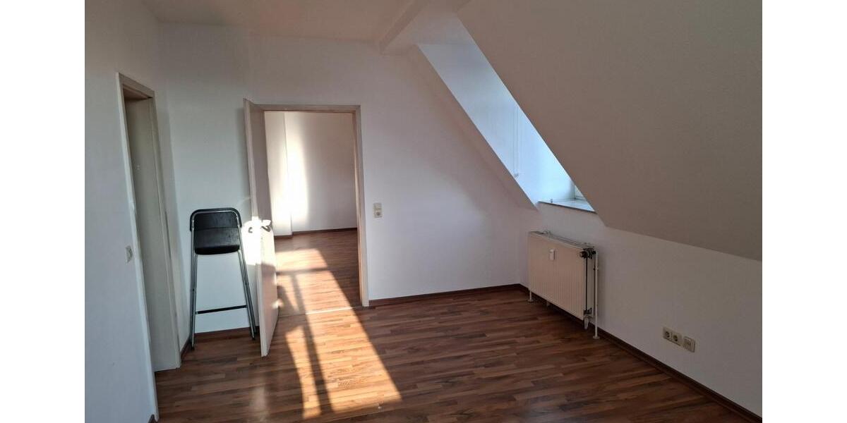 Etagenwohnung Hannover Nord - 2 Zimmer, 37 m&sup2;, 500&euro; | Angebot:25803537