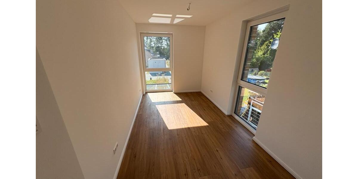 Reihenhaus Garbsen Berenbostel - 6 Zimmer, 156 m&sup2;, 1.900&euro; | Angebot:25882472