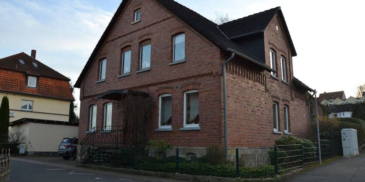 Einfamilienhaus Barsinghausen - 7 Zimmer, 190 m&sup2;, 260.000&euro; | Angebot:25984931