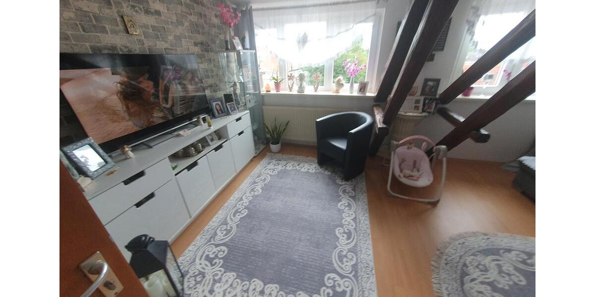 Dachgeschoßwohnung Laatzen - 3 Zimmer, 83 m&sup2;, 730&euro; | Angebot:25972253