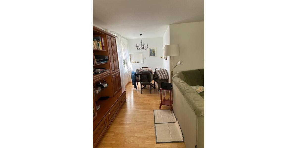 Erdgeschoßwohnung Hannover Döhren-Wülfel - 4 Zimmer, 90 m&sup2;, 1.400&euro; | Angebot:26412737