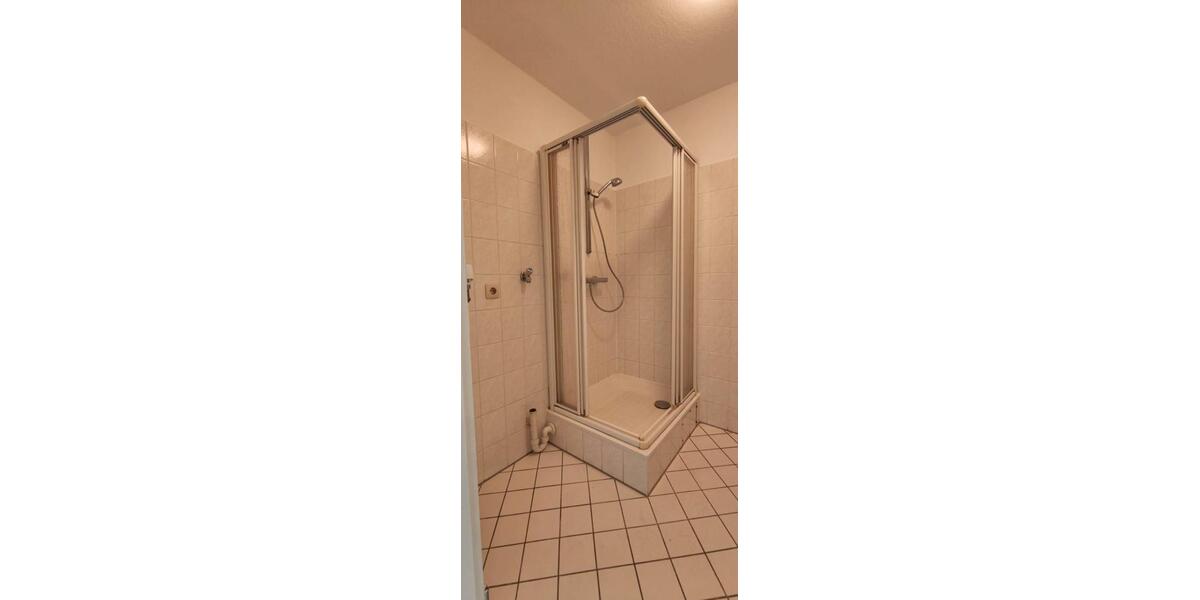 Etagenwohnung Laatzen - 3 Zimmer, 70 m&sup2;, 195.000&euro; | Angebot:27477706