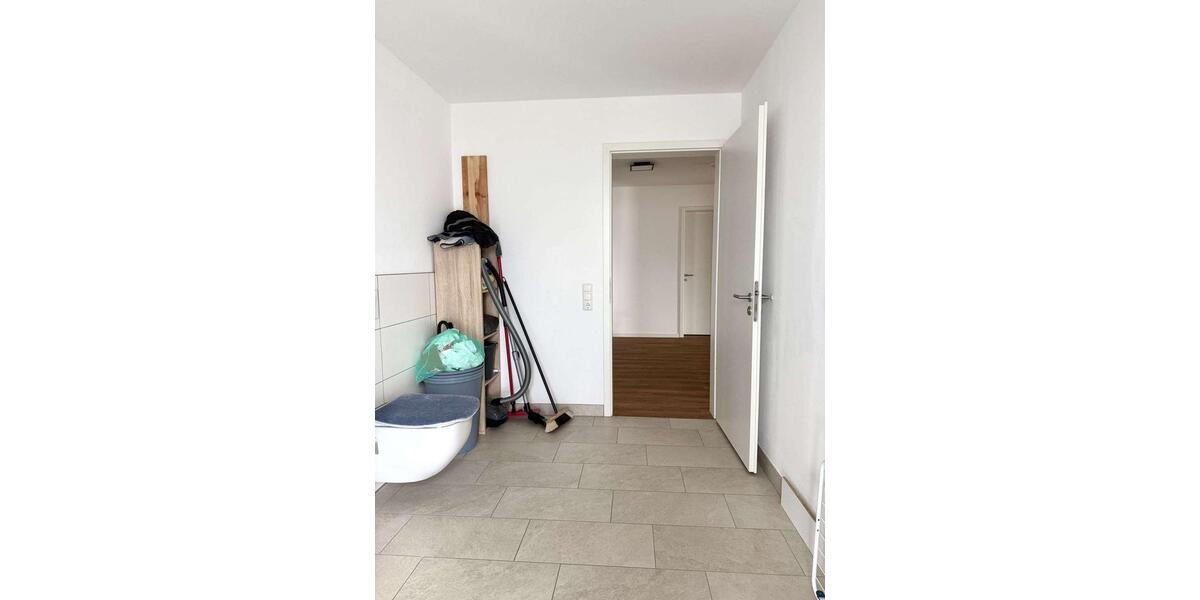 Etagenwohnung Laatzen - 3 Zimmer, 105 m&sup2;, 1.241&euro; | Angebot:25340514