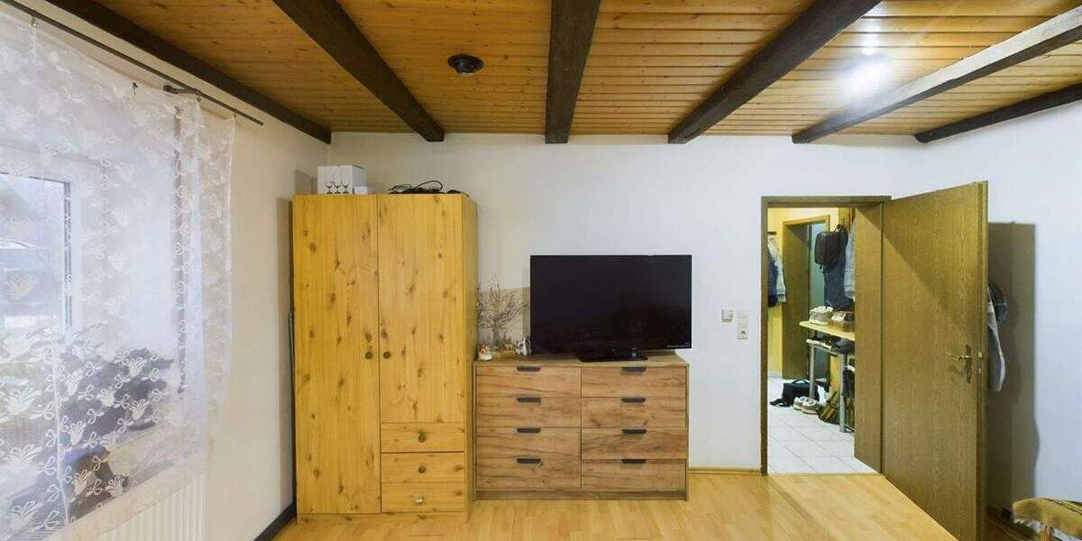 Etagenwohnung Rehburg-Loccum Rehburg - 5 Zimmer, 188 m&sup2;, 250.000&euro; | Angebot:25686912