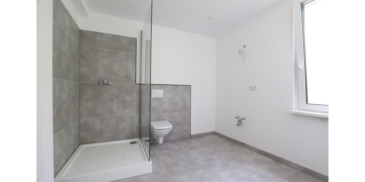 Dachgeschoßwohnung Hannover Bothfeld-Vahrenheide - 4 Zimmer, 84 m&sup2;, 209.000&euro; | Angebot:27122032