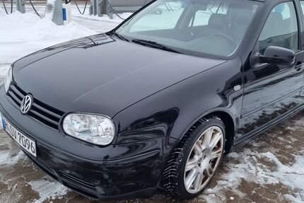 VW Golf 235.000 km 3.500 &euro; Neustadt am Rübenberge 31535