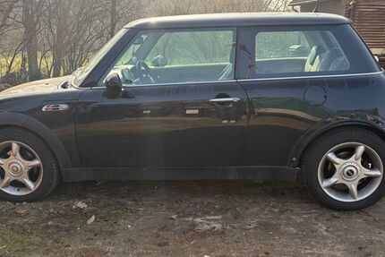 Mini Cooper 133.850 km 3.500 &euro; Neustadt am Rübenberge 31535