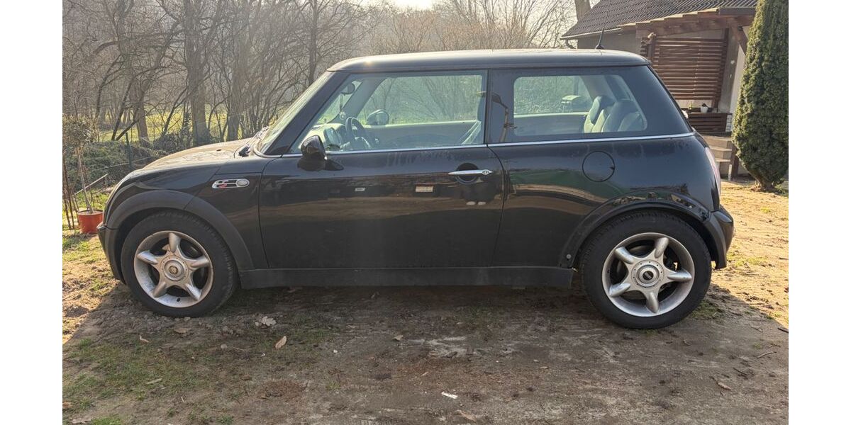 Mini Cooper 133.850 km 3.500 &euro; Neustadt am Rübenberge 31535