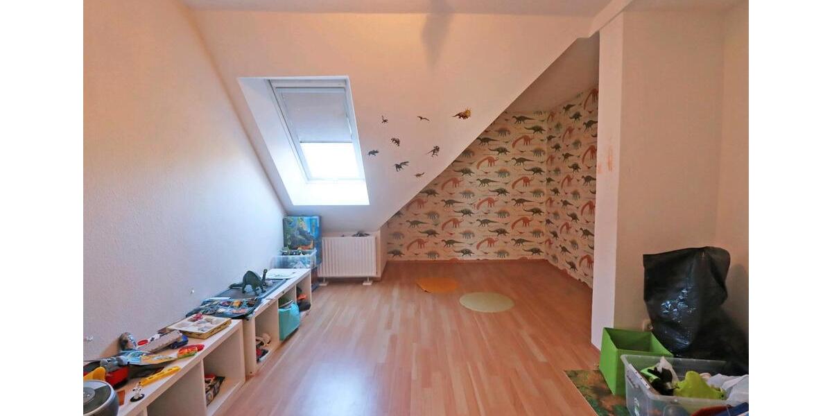 Einfamilienhaus Wunstorf - 6 Zimmer, 250 m&sup2;, 360.000&euro; | Angebot:24977586