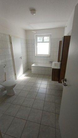 Etagenwohnung Langenhagen Engelbostel - 4 Zimmer, 120 m&sup2;, 1.440&euro; | Angebot:26365605