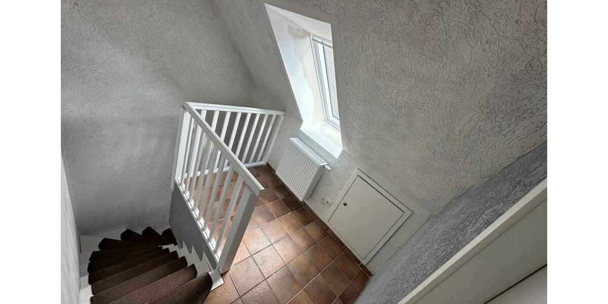 Dachgeschoßwohnung Garbsen Ortschaft Horst - 3 Zimmer, 66 m&sup2;, 875&euro; | Angebot:25972257