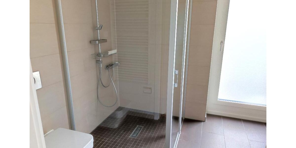 Etagenwohnung Hannover - 2 Zimmer, 99 m&sup2;, 1.590&euro; | Angebot:25438426