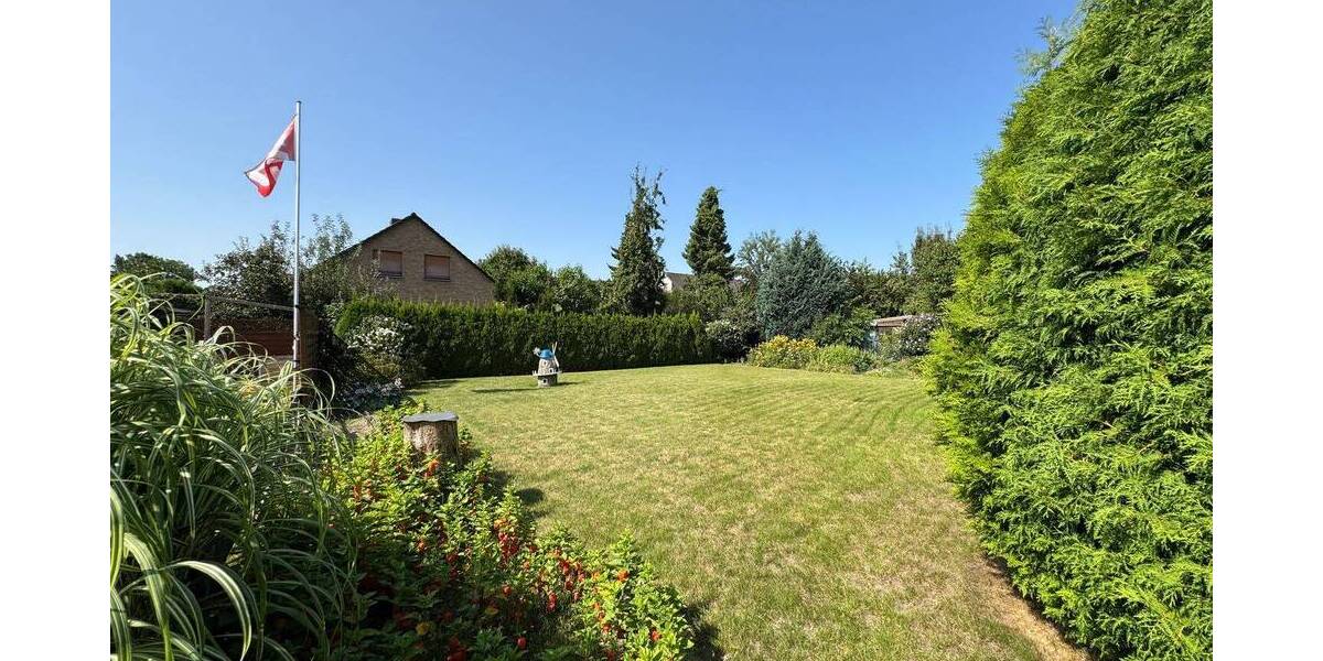 Mehrfamilienhaus, Wohnhaus Hagenburg-Altenhagen Altenhagen - 8 Zimmer, 199 m&sup2;, 369.000&euro; | Angebot:25705856