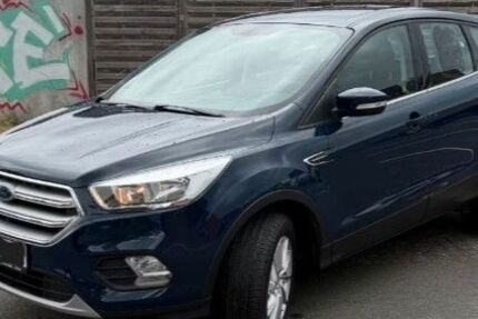 Ford Kuga 66.500 km 11.200 &euro; Brelingen 30900