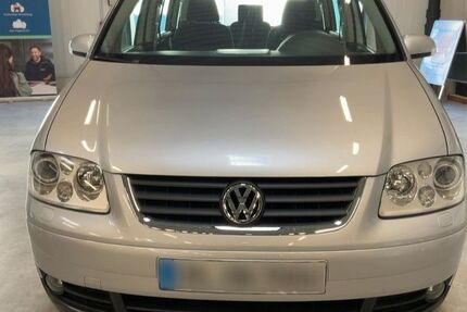 VW Touran 78.000 km 7.990 &euro; Lehrte 31275