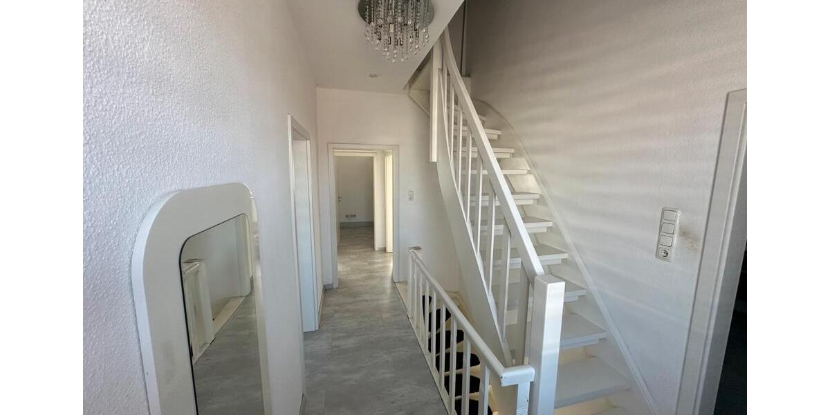 Einfamilienhaus Garbsen Ortschaft Horst - 8 Zimmer, 200 m&sup2;, 439.000&euro; | Angebot:25883184