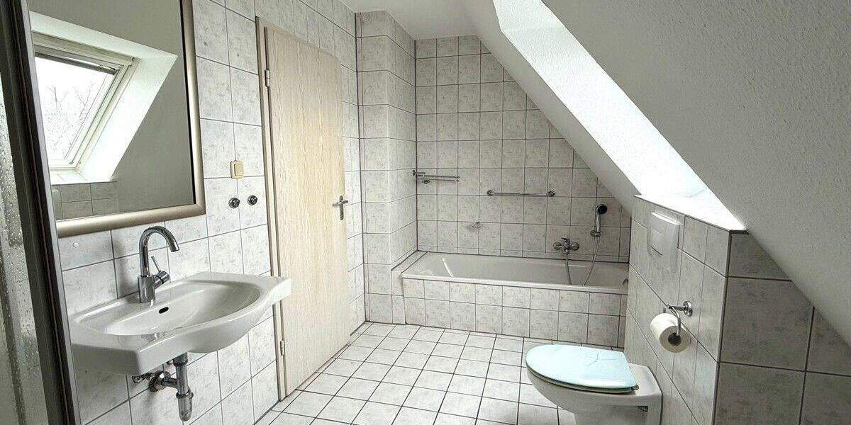 Etagenwohnung Pattensen - 3 Zimmer, 80 m&sup2;, 760&euro; | Angebot:25814543