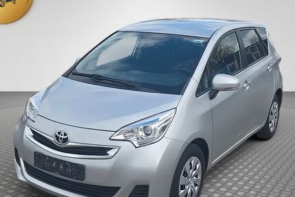 Toyota Verso-S 83.000 km 8.590 &euro; Hannover 30179