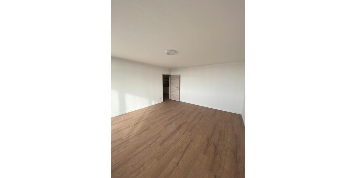 Etagenwohnung Garbsen - 4 Zimmer, 110 m&sup2;, 245.000&euro; | Angebot:25416175