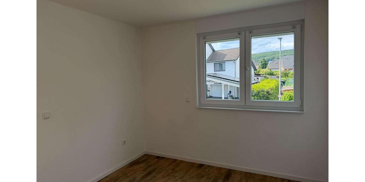 Etagenwohnung Springe - 3 Zimmer, 81 m&sup2;, 920&euro; | Angebot:26658657
