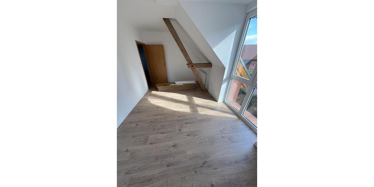 Etagenwohnung Neustadt am Rübenberge - 4 Zimmer, 140 m&sup2;, 1.200&euro; | Angebot:25831590