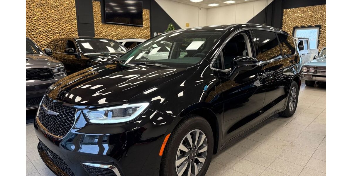 Chrysler Pacifica 10.000 km 40.900 &euro; Wedemark OT Bissendorf 30900