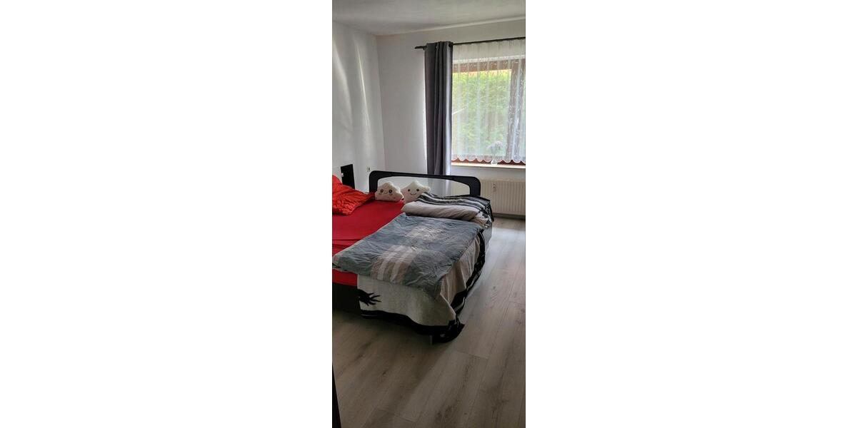 Einfamilienhaus Garbsen - 8 Zimmer, 152 m&sup2;, 450.000&euro; | Angebot:25220207