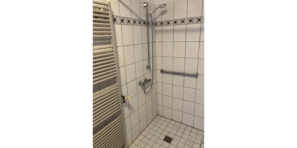 Etagenwohnung Beckedorf - 3 Zimmer, 125 m&sup2;, 700&euro; | Angebot:25297352