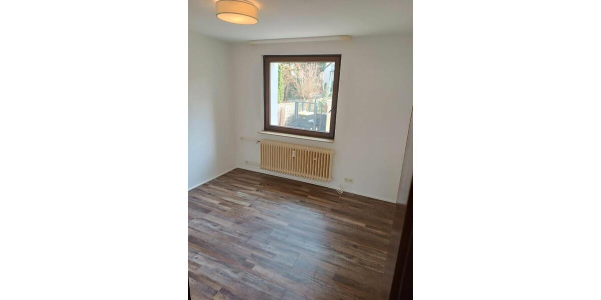 Etagenwohnung Laatzen - 2 Zimmer, 55 m&sup2;, 700&euro; | Angebot:25987039