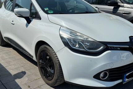 Renault Clio 150.415 km 7.499 &euro; Isernhagen OT Altwarmbüchen bei Hannover A2/A7 30916