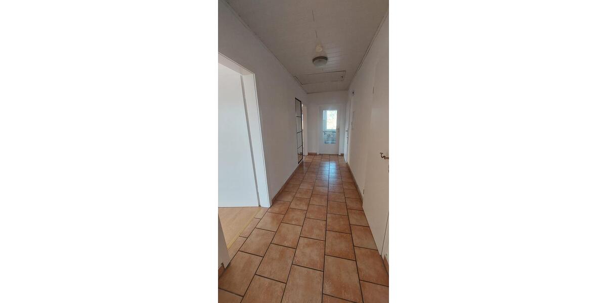 Etagenwohnung Burgwedel - 3 Zimmer, 68 m&sup2;, 646&euro; | Angebot:24626683