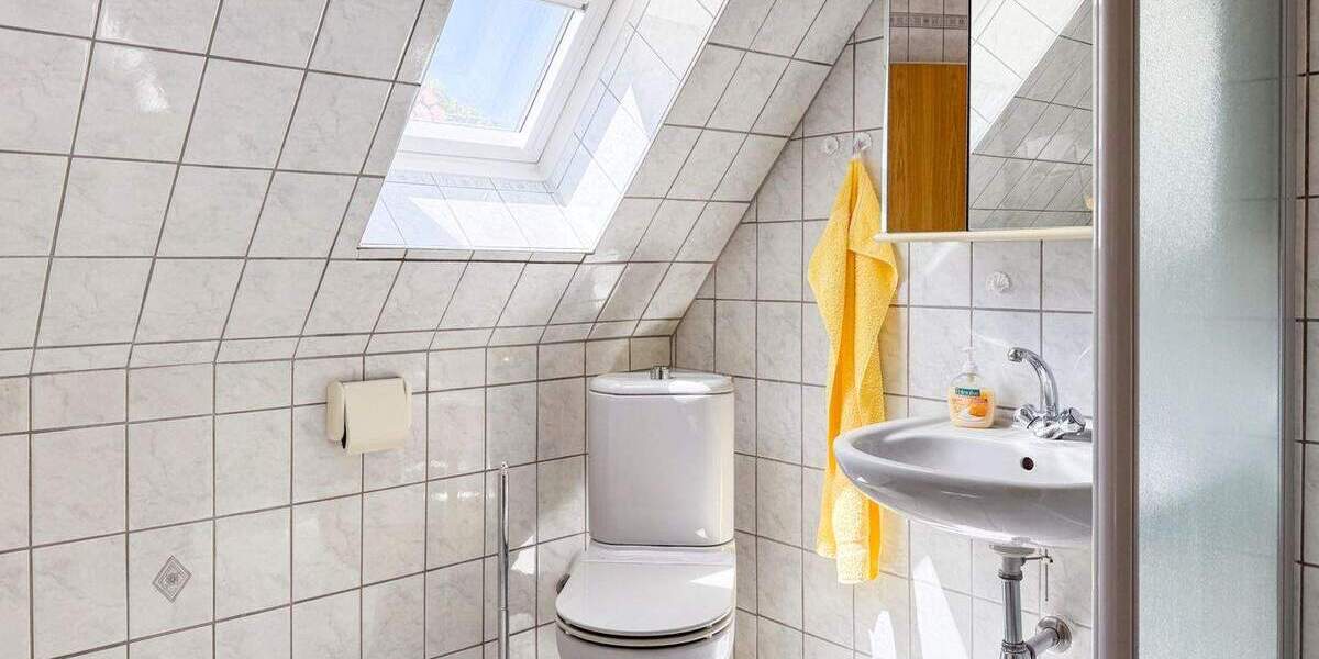 Einfamilienhaus Isernhagen Altwarmbüchen - 7 Zimmer, 145 m&sup2;, 389.000&euro; | Angebot:25798368