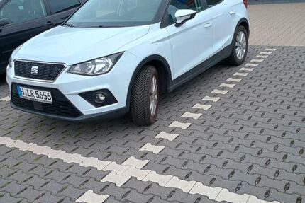 Seat Arona 52.600 km 14.300 &euro; Neustadt 31535