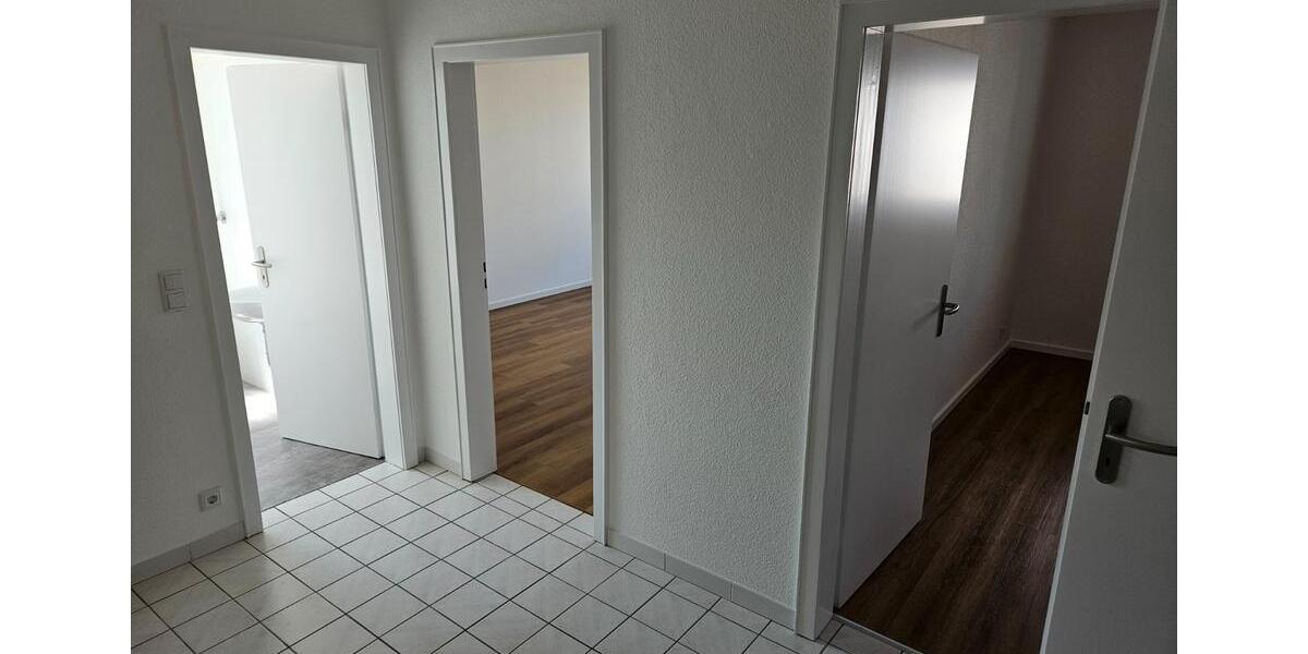 Etagenwohnung Seelze - 3 Zimmer, 75 m&sup2;, 199.000&euro; | Angebot:26497995