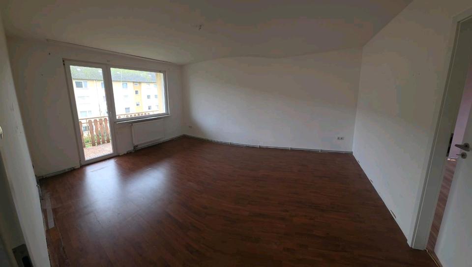 Etagenwohnung Lindhorst - 3 Zimmer, 74 m&sup2;, 700&euro; | Angebot:25012415