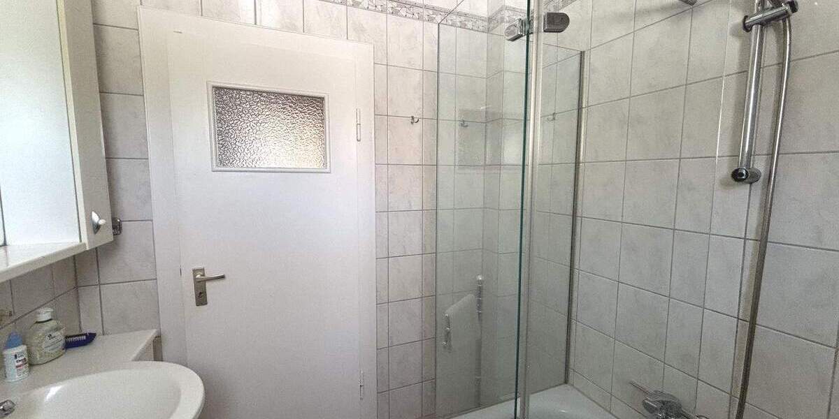 Mehrfamilienhaus, Wohnhaus Sehnde Ilten - 7 Zimmer, 194 m&sup2;, 339.000&euro; | Angebot:25733350