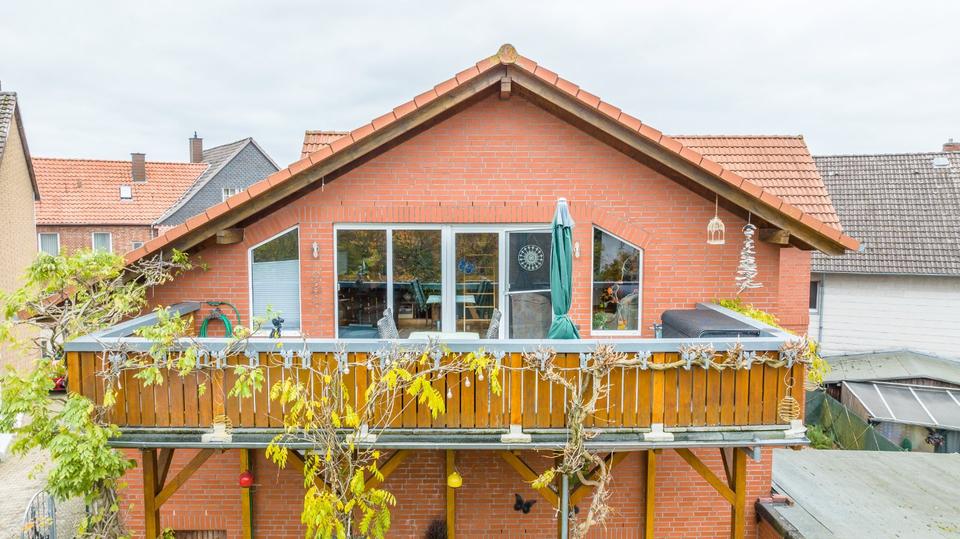 Einfamilienhaus Bad Münder am Deister - 9 Zimmer, 240 m&sup2;, 450.000&euro; | Angebot:21173892