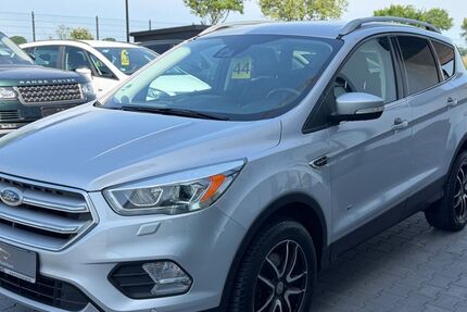 Ford Kuga 119.940 km 11.950 &euro; Barsinghausen ( bei Hannover ) 30890