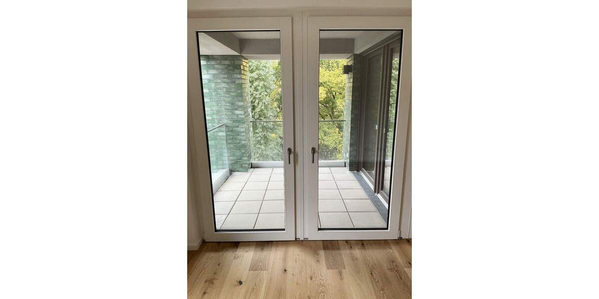 Etagenwohnung Hannover Döhren - 5 Zimmer, 140 m&sup2;, 1.990&euro; | Angebot:25677108