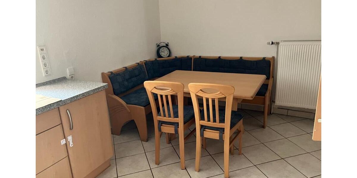 Etagenwohnung Beckedorf - 3 Zimmer, 125 m&sup2;, 700&euro; | Angebot:25297352