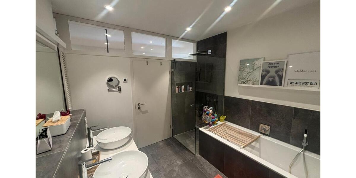 Hochparterre Hannover Vahrenwald-List - 4 Zimmer, 135 m&sup2;, 635.000&euro; | Angebot:27426849