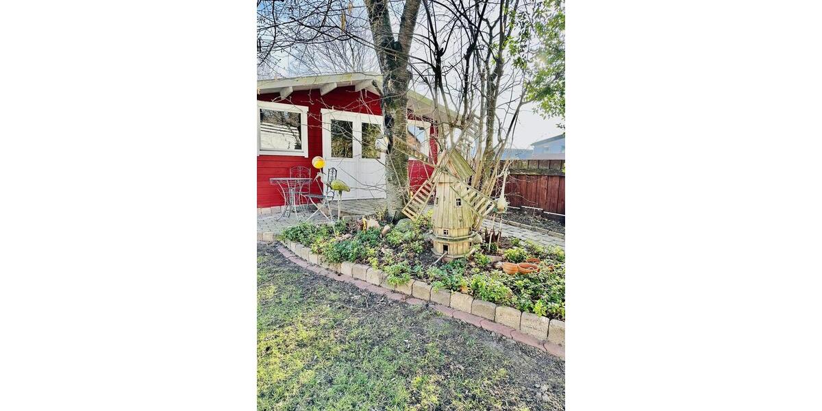 Etagenwohnung Isernhagen - 6 Zimmer, 255 m&sup2;, 2.500&euro; | Angebot:25381857