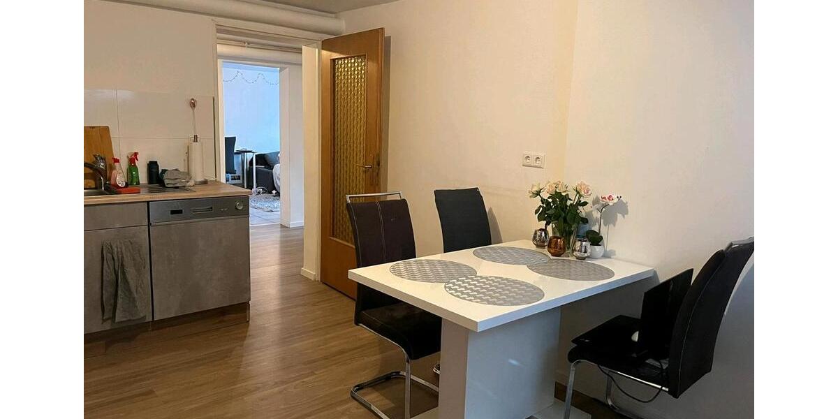 Etagenwohnung Lehrte - 2 Zimmer, 70 m&sup2;, 600&euro; | Angebot:25879936