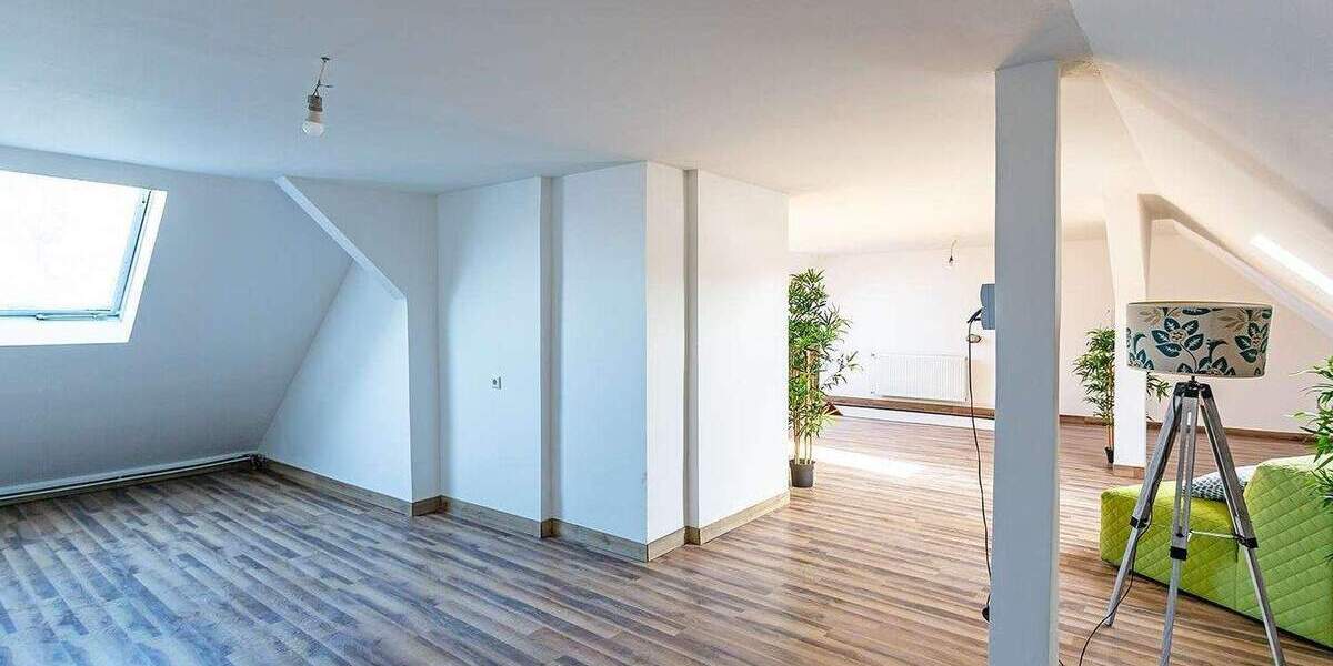 Mehrfamilienhaus, Wohnhaus Seelze Dedensen - 7 Zimmer, 227 m&sup2;, 498.000&euro; | Angebot:25770340