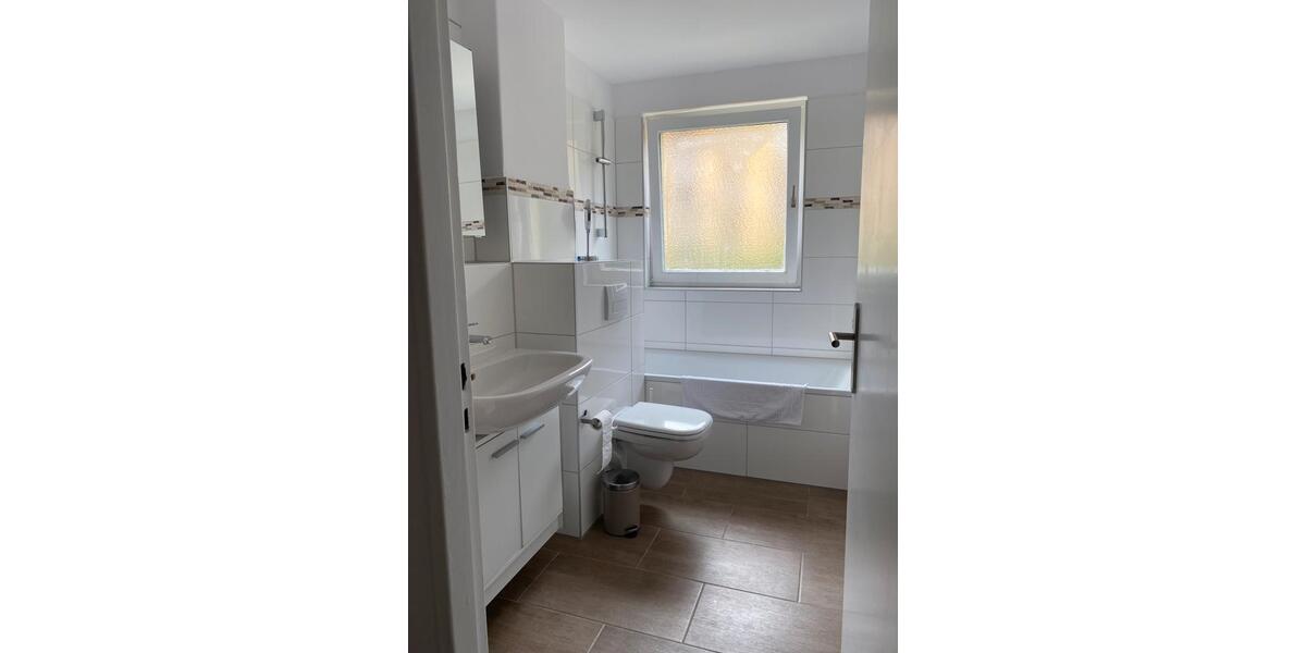 Etagenwohnung Hannover Vahrenwald-List - 2 Zimmer, 75 m&sup2;, 1.150&euro; | Angebot:19863252