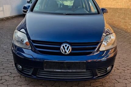 VW Golf 157.124 km 2.950 &euro; Hannover 30179