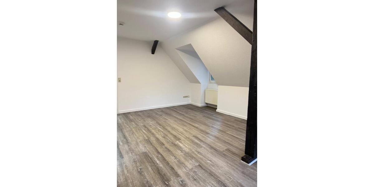Dachgeschoßwohnung Langenhagen Brink - 3 Zimmer, 68 m&sup2;, 860&euro; | Angebot:26676477